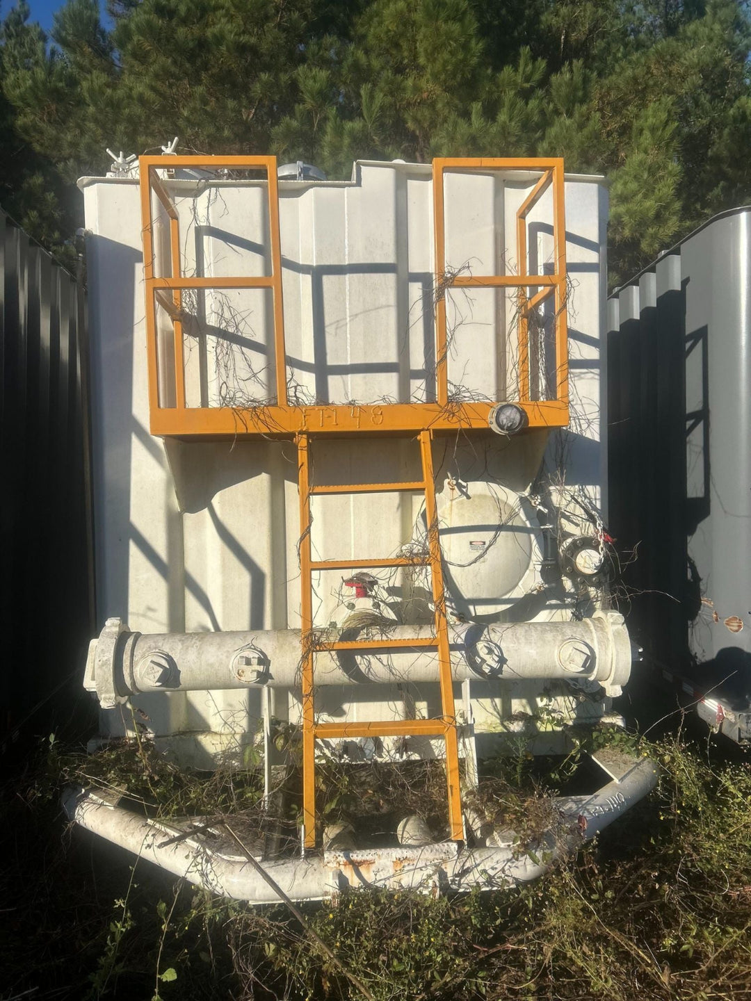 Refurbished Flat Roof Frac Tank (#FT148)