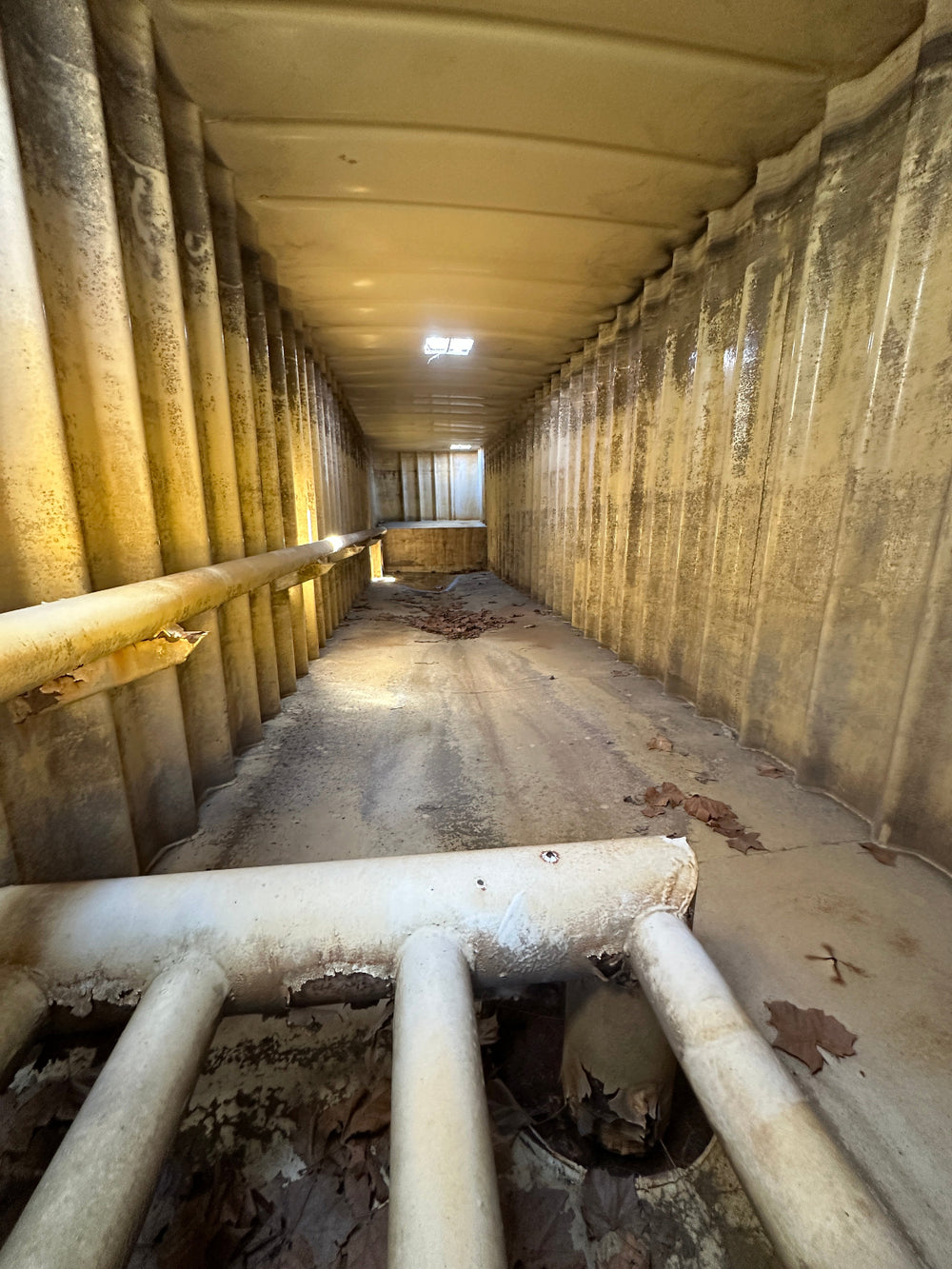 The interior of yellow Dragon 21,000 gallon frac tank #GP53203