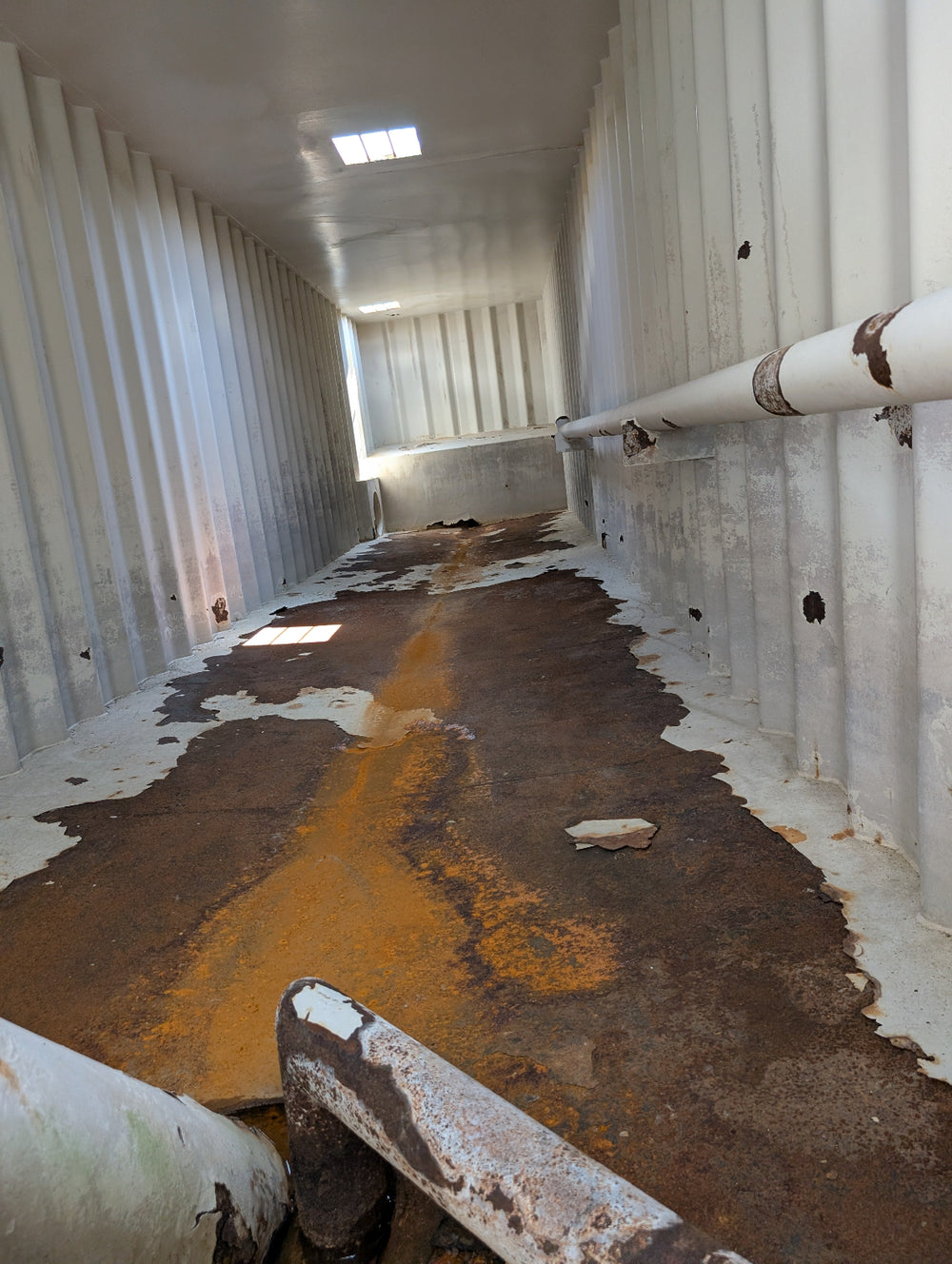 Interior of yellow Wichita frac tank #GP50168