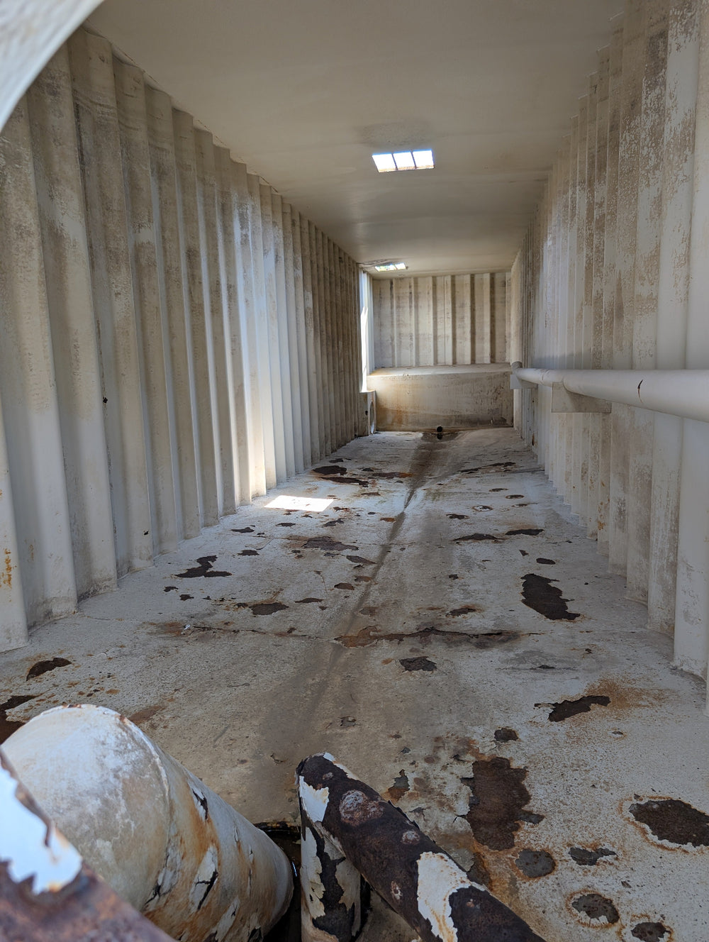 Interior of yellow Wichita frac tank #GP50172