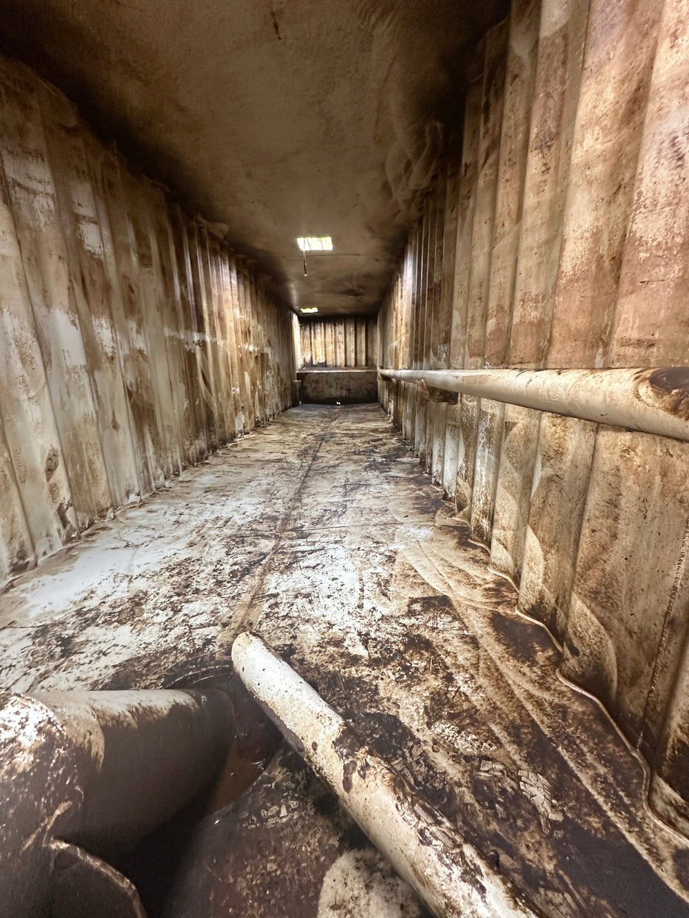 Interior of yellow Wichita frac tank #GP50194