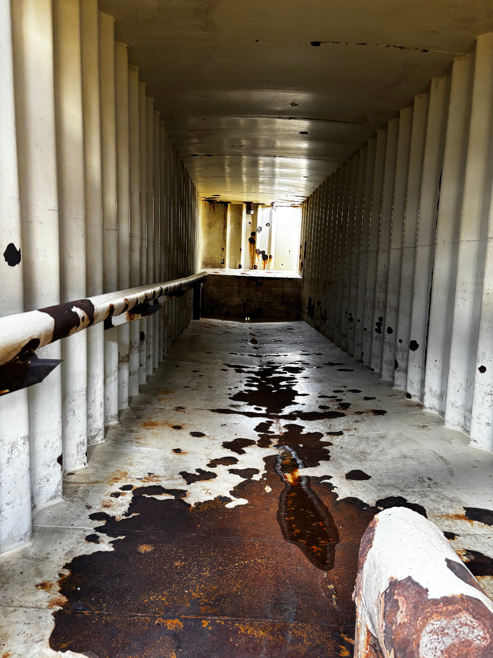 Interior of yellow Dragon frac tank #GP53511