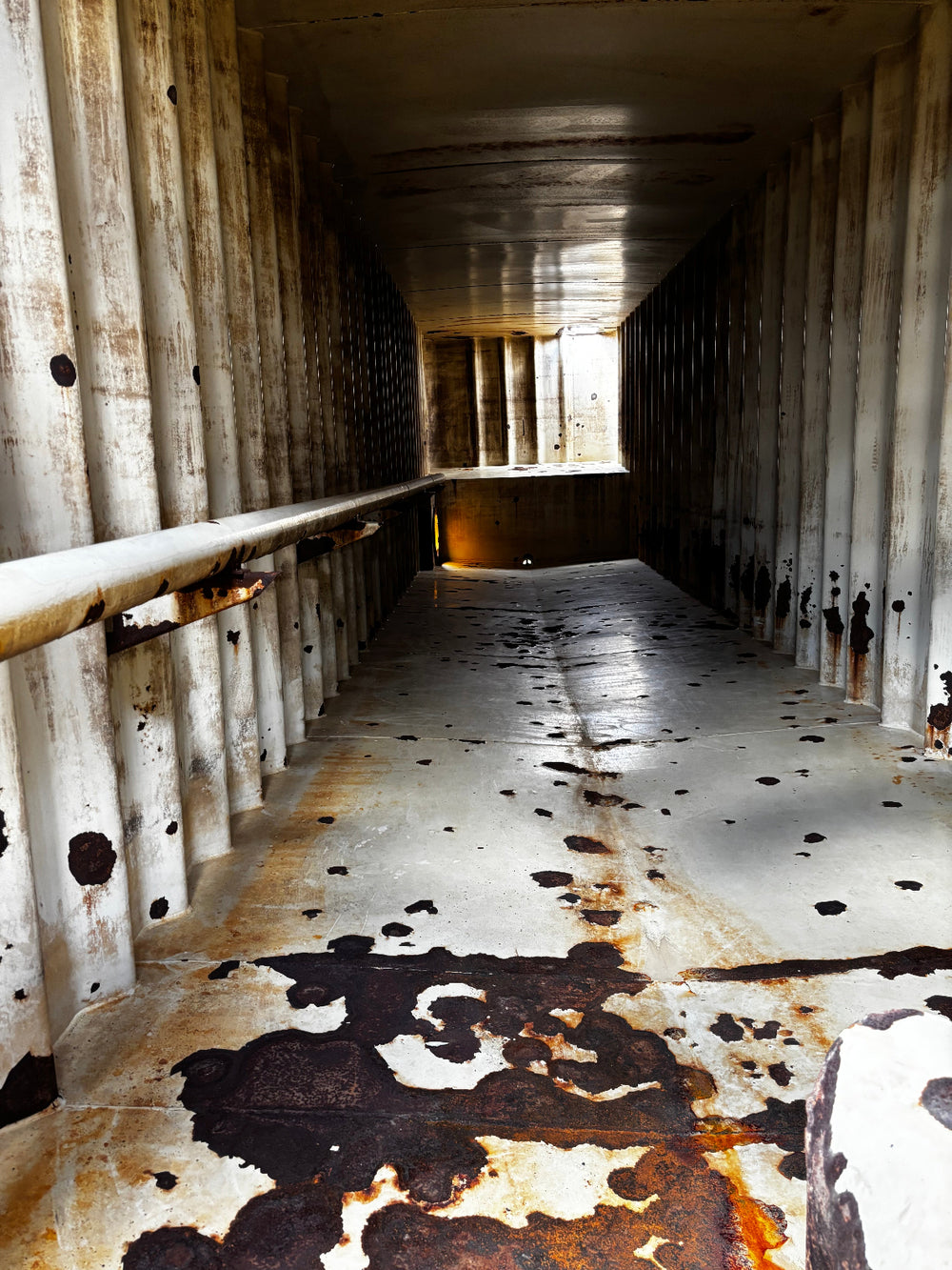 Interior of yellow Dragon frac tank #GP53536