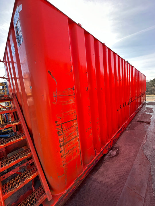 Dragon Flat Roof Frac Tank with External Manifold *RED* (21,000 gal.) (26972)