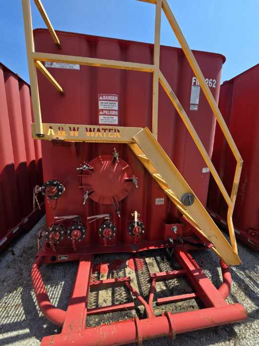 Front of Dragon flat top frac tank #FM1262