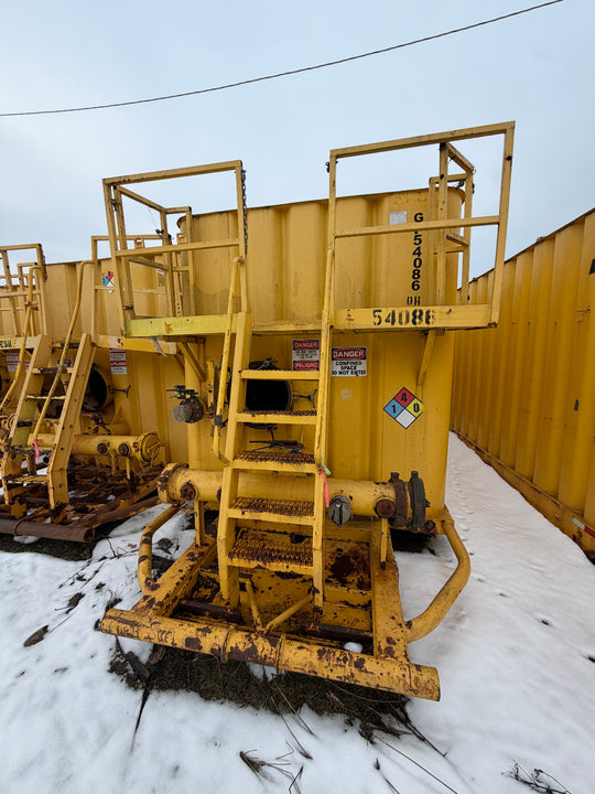 Front of Dragon flat top frac tank #GP54086