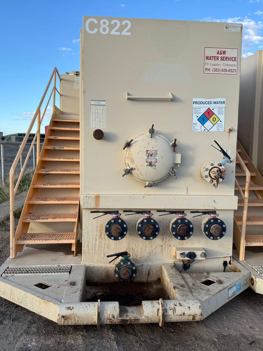 Pinnacle Side Stair Frac Tank (C822)