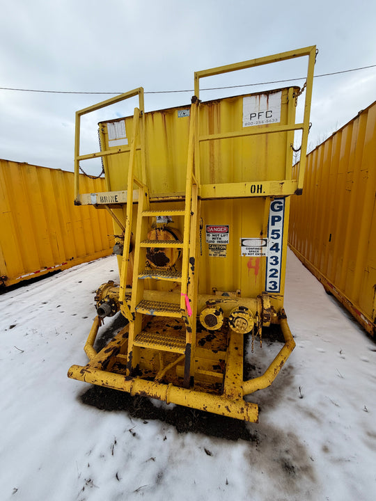 Front of Pinnacle flat top frac tank #GP54343