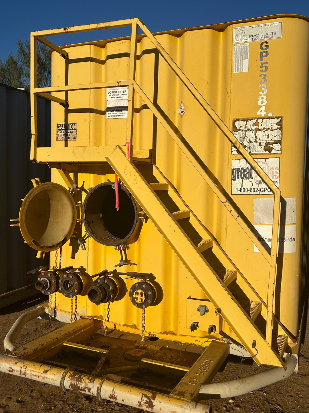 Front of Dragon flat top frac tank #GP53384