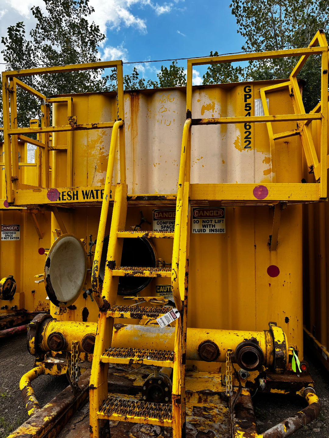 Front of yellow dragon frac tank #GP54622
