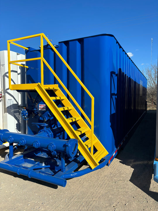 *BLUE* REFURBISHED 21,000 Gallon Dragon Flat Roof Frac Tank with External Manifold