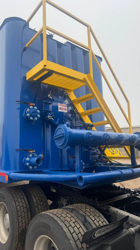 *BLUE* REFURBISHED 21,000 Gallon Dragon Flat Roof Frac Tank with External Manifold