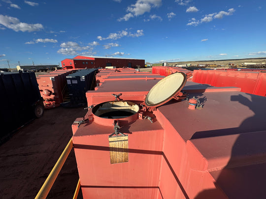 Pinnacle Side Stair Frac Tank (C613)