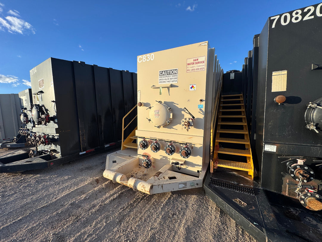 Pinnacle Side Stair Frac Tank (C830)