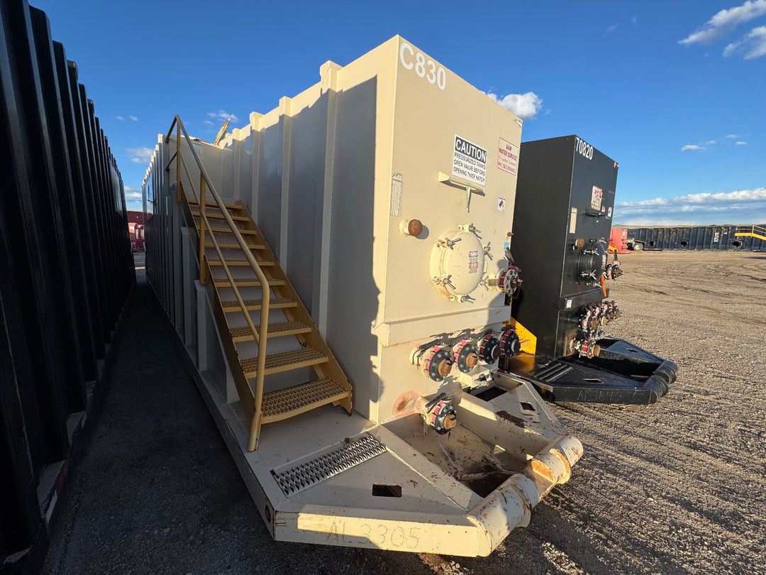 Pinnacle Side Stair Frac Tank (C830)