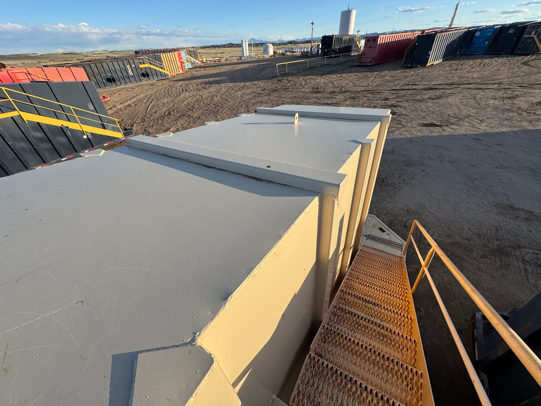 Pinnacle Side Stair Frac Tank (C836)