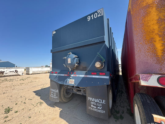 Pinnacle Side Stair Frac Tank (9102)