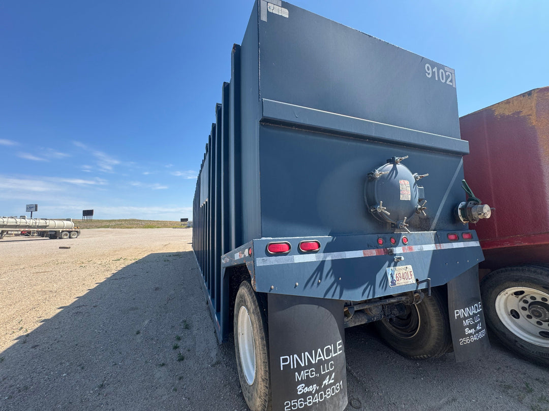 Pinnacle Side Stair Frac Tank (9102)