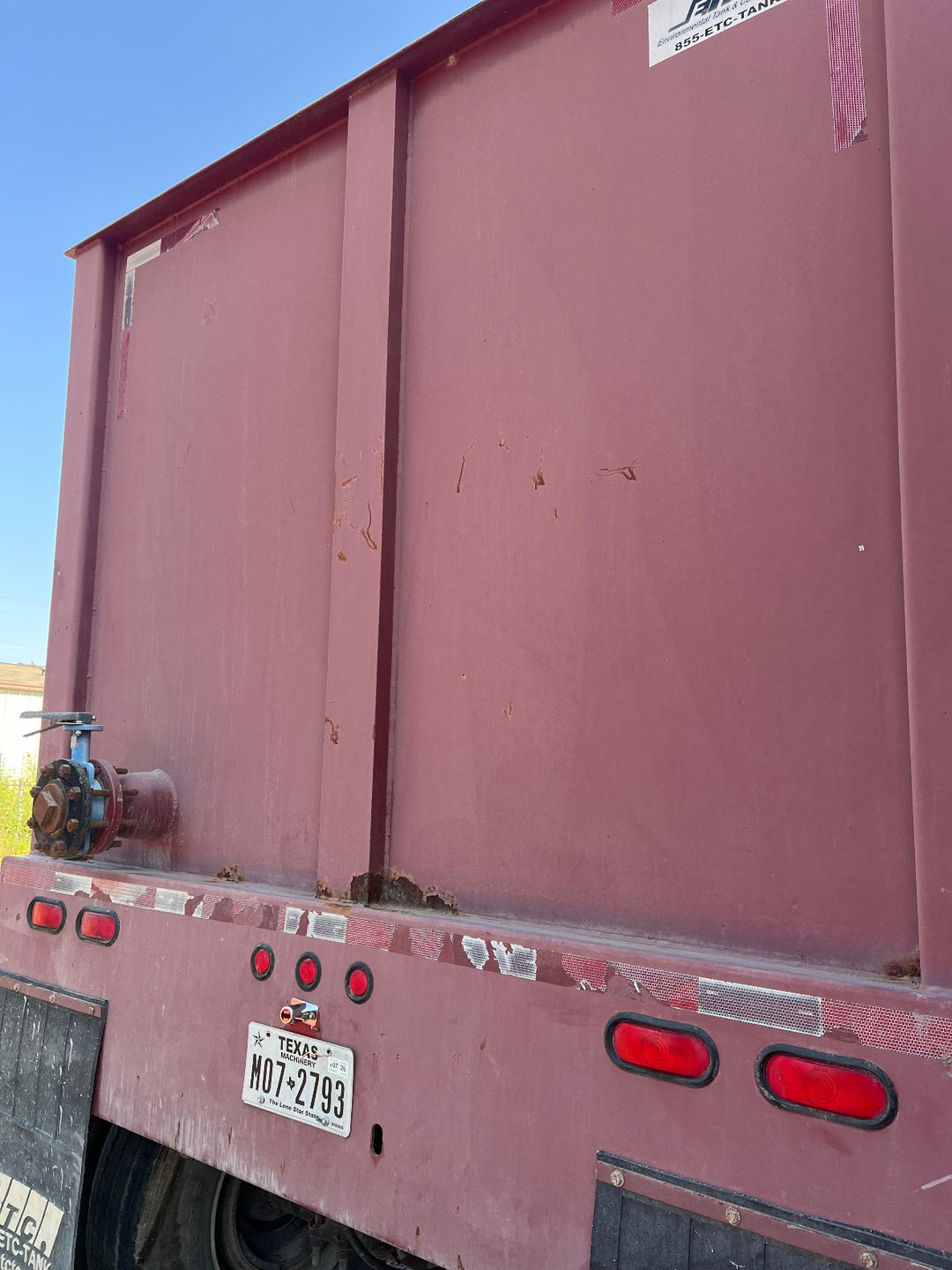 Round Bottom Frac Tank (#958)