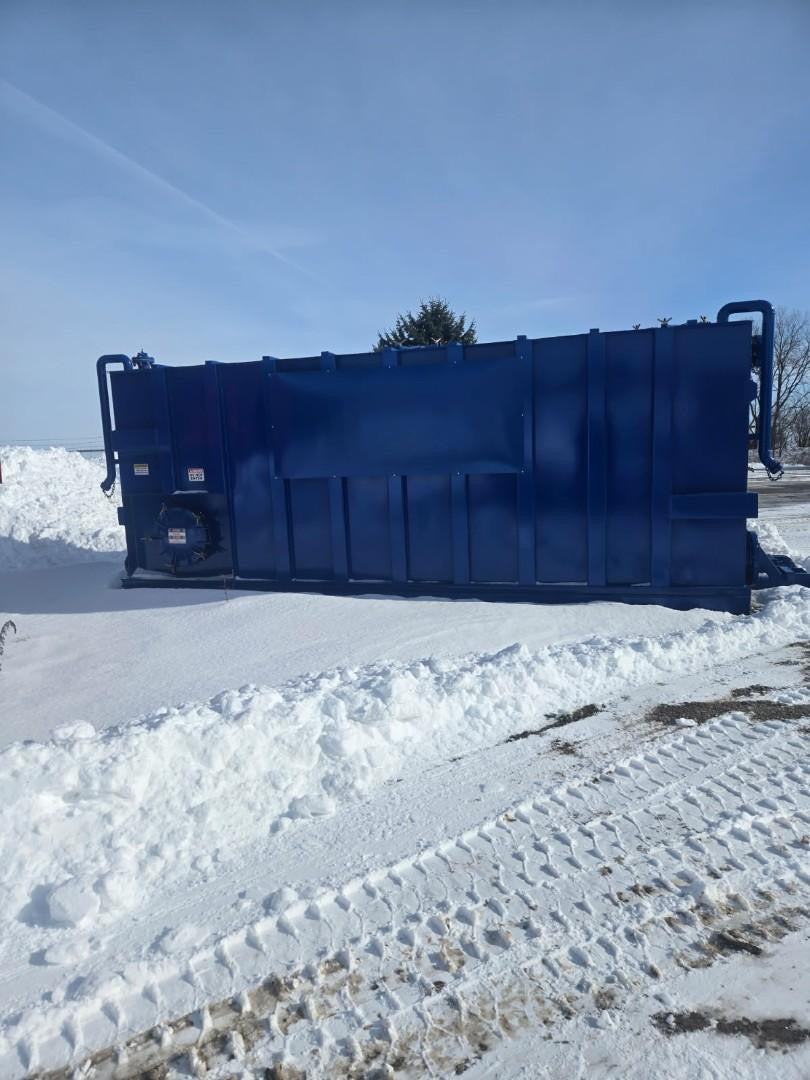 Dragon Mini Frac Tank (8,500 Gal.) - NEW 2024