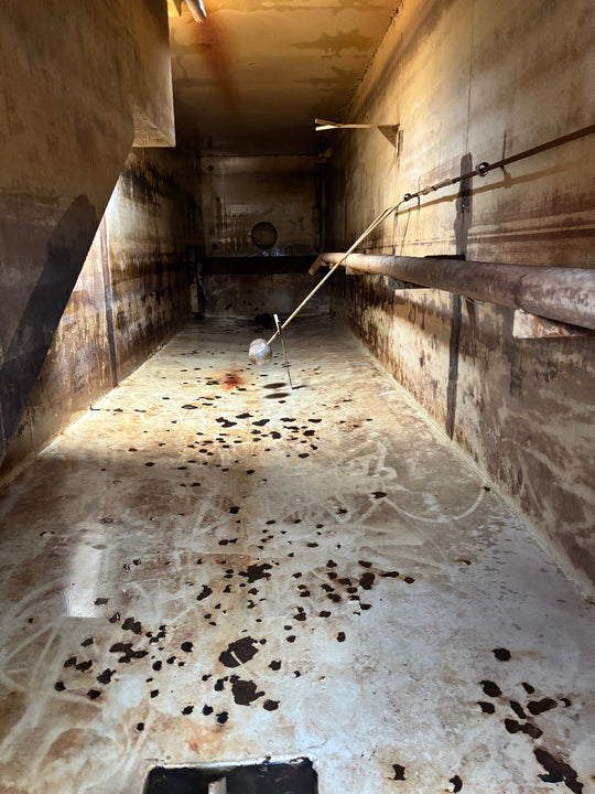 Interior of 21,000 gallon ER MFG side stair frac tank.