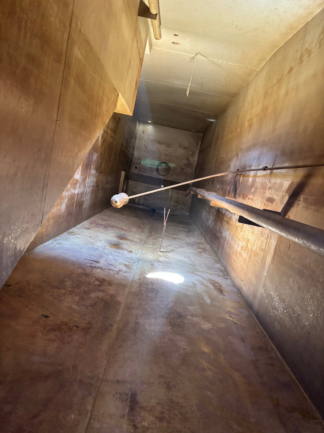 Cleaned interior of 21,000 gallon Pinnacle side stair frac tank.