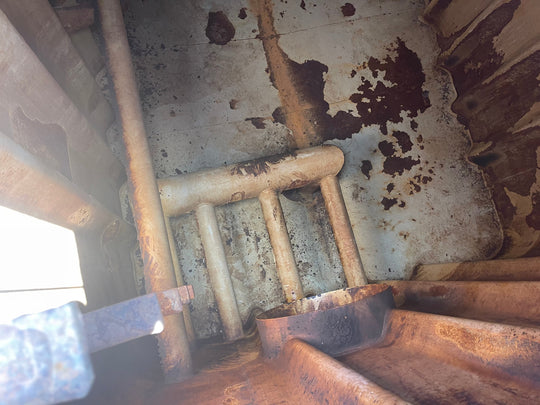Interior 2 of Dragon flat top frac tank #FM1478