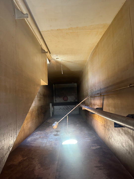 Second photo of cleaned interior of side stair frac tank #C653