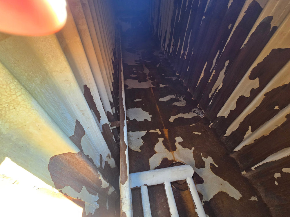 Interior of Dragon flat roof frac tank #FM1073
