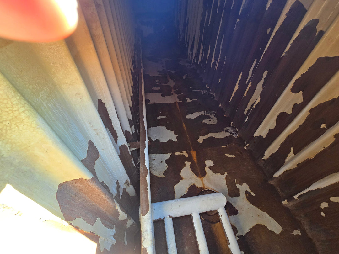 Interior of Dragon flat roof frac tank #FM1073