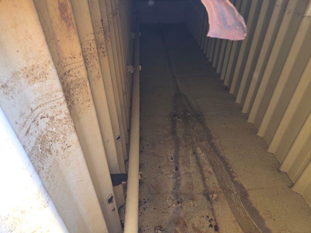 Interior of Dragon flat roof frac tank #FM1262