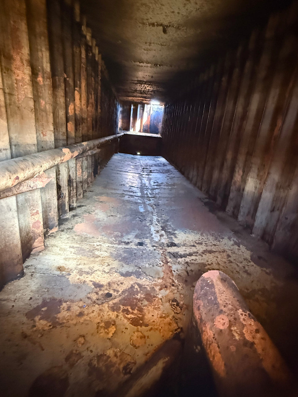 Interior of Dragon flat top frac tank #GP53995