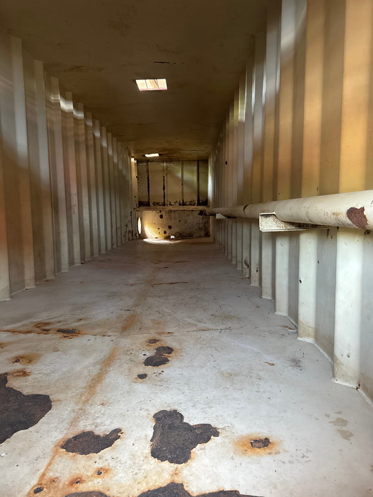Cleaned interior of dragon flat roof frac tank #F6069
