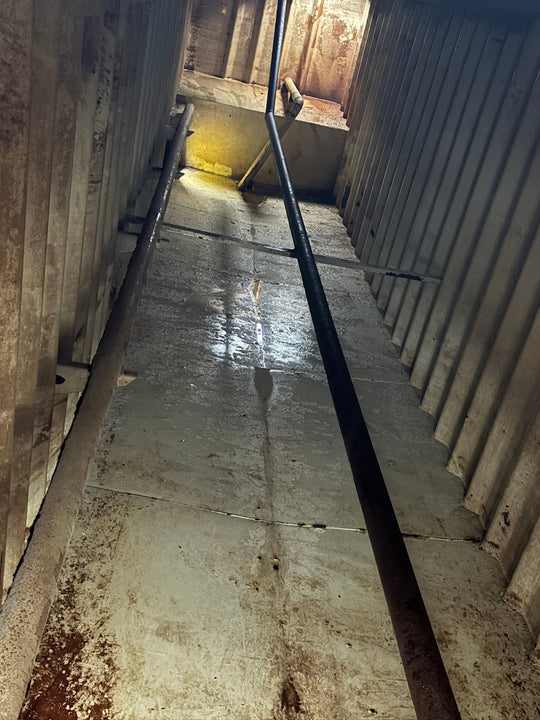 The interior of yellow Dragon 21,000 gallon frac tank #0760537