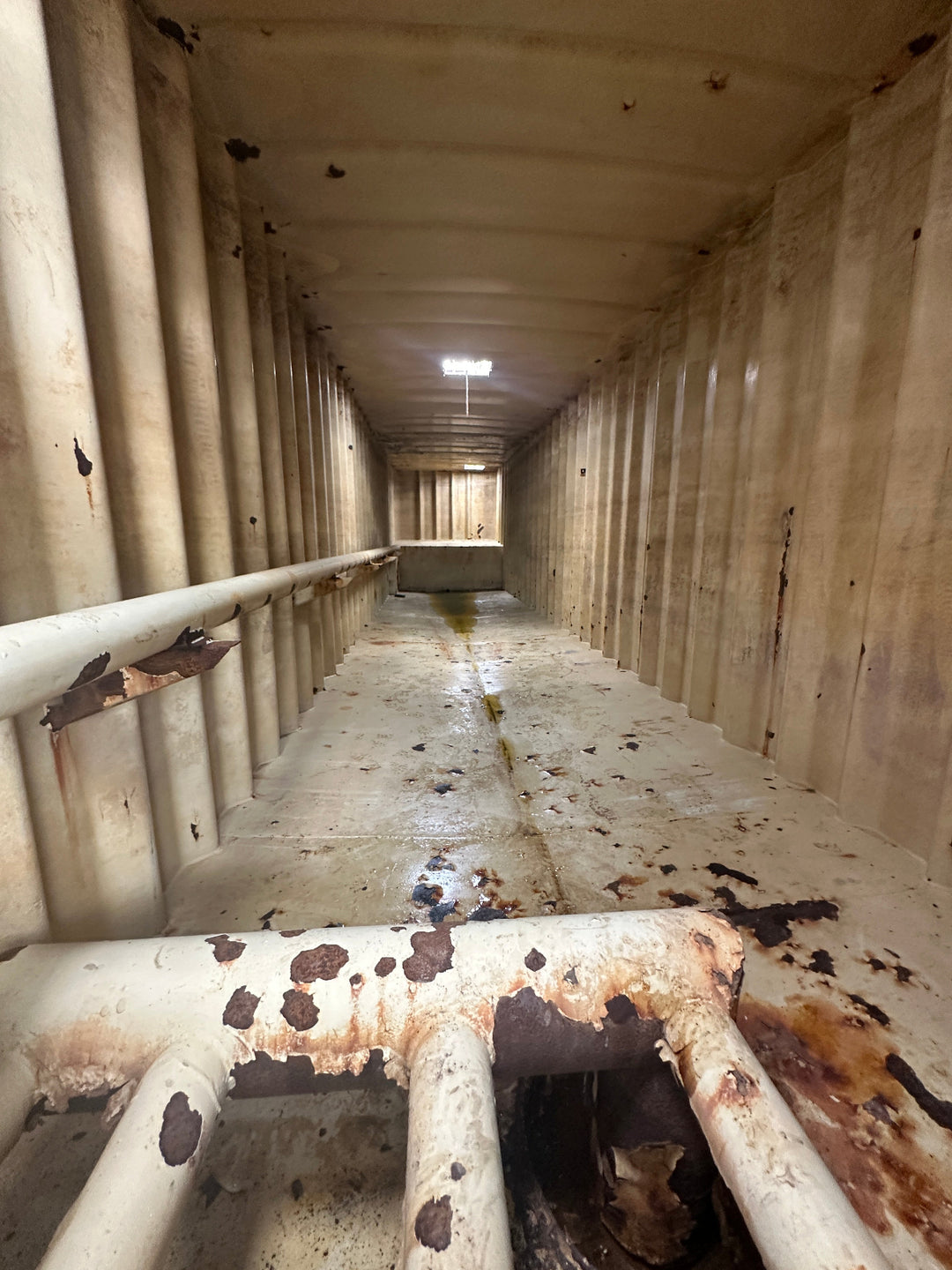 The interior of yellow Dragon 21,000 gallon frac tank #GP53011