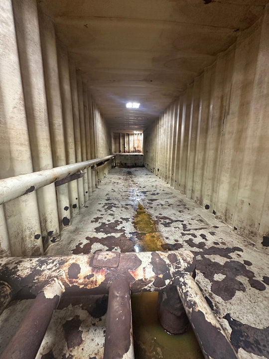 The interior of yellow Dragon 21,000 gallon frac tank #GP53104