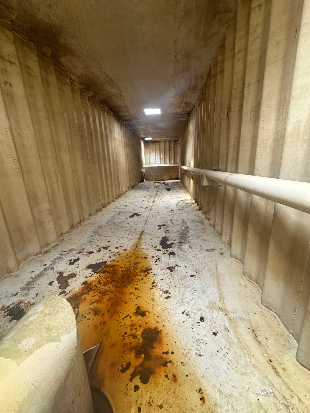 Interior of yellow Wichita 21,000 gallon frac tank #GP50060