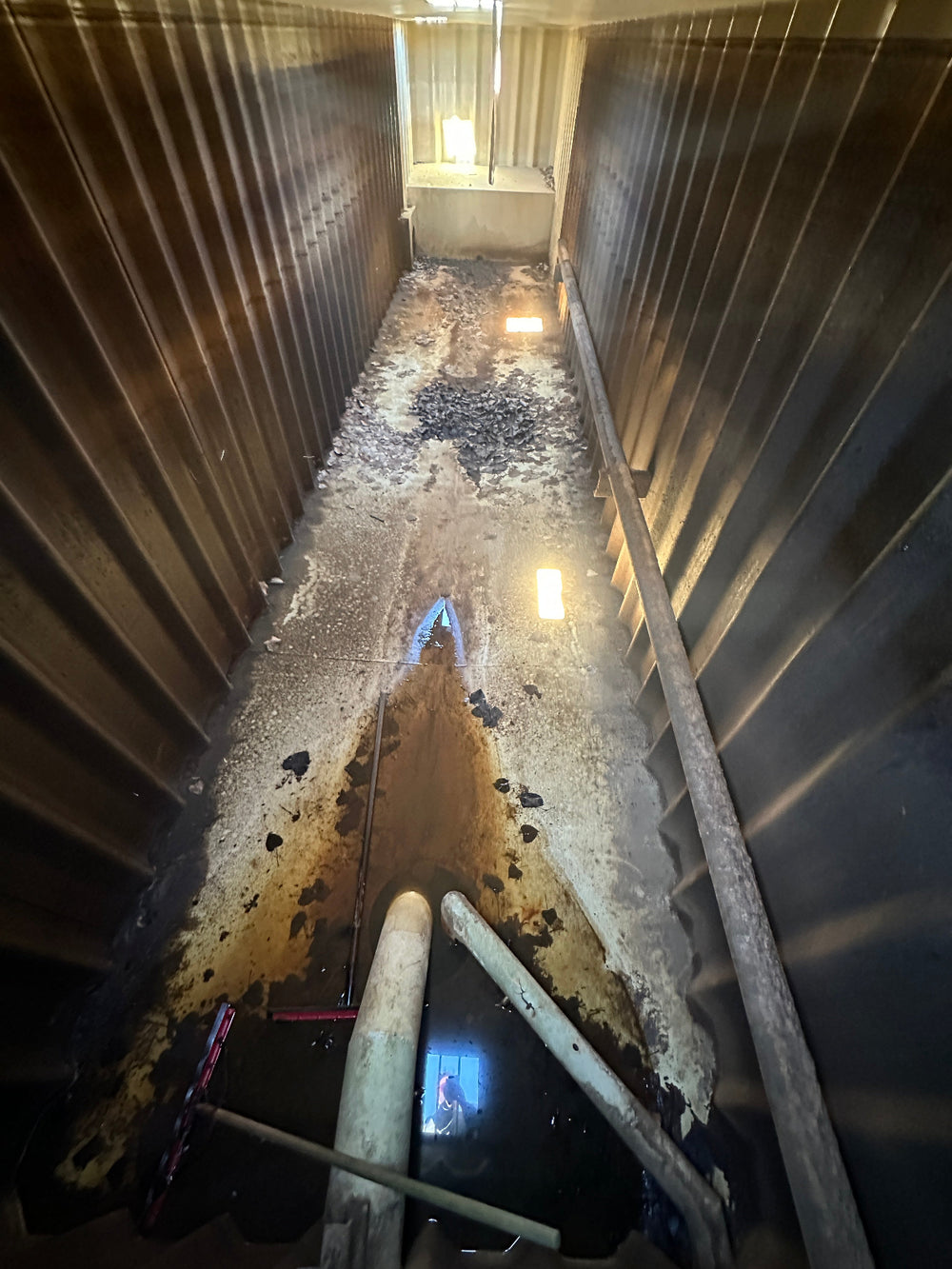 The interior of yellow Wichita 21,000 gallon frac tank #GP50142