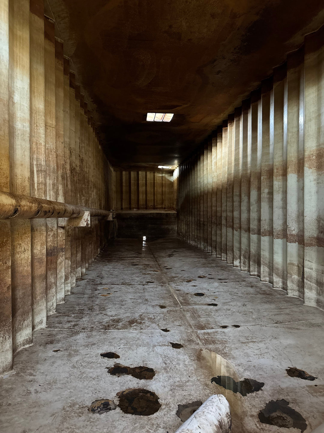 Cleaned interior of Wichita frac tank #0753979