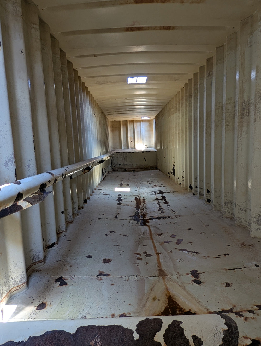 Interior of yellow Dragon frac tank #GP53196