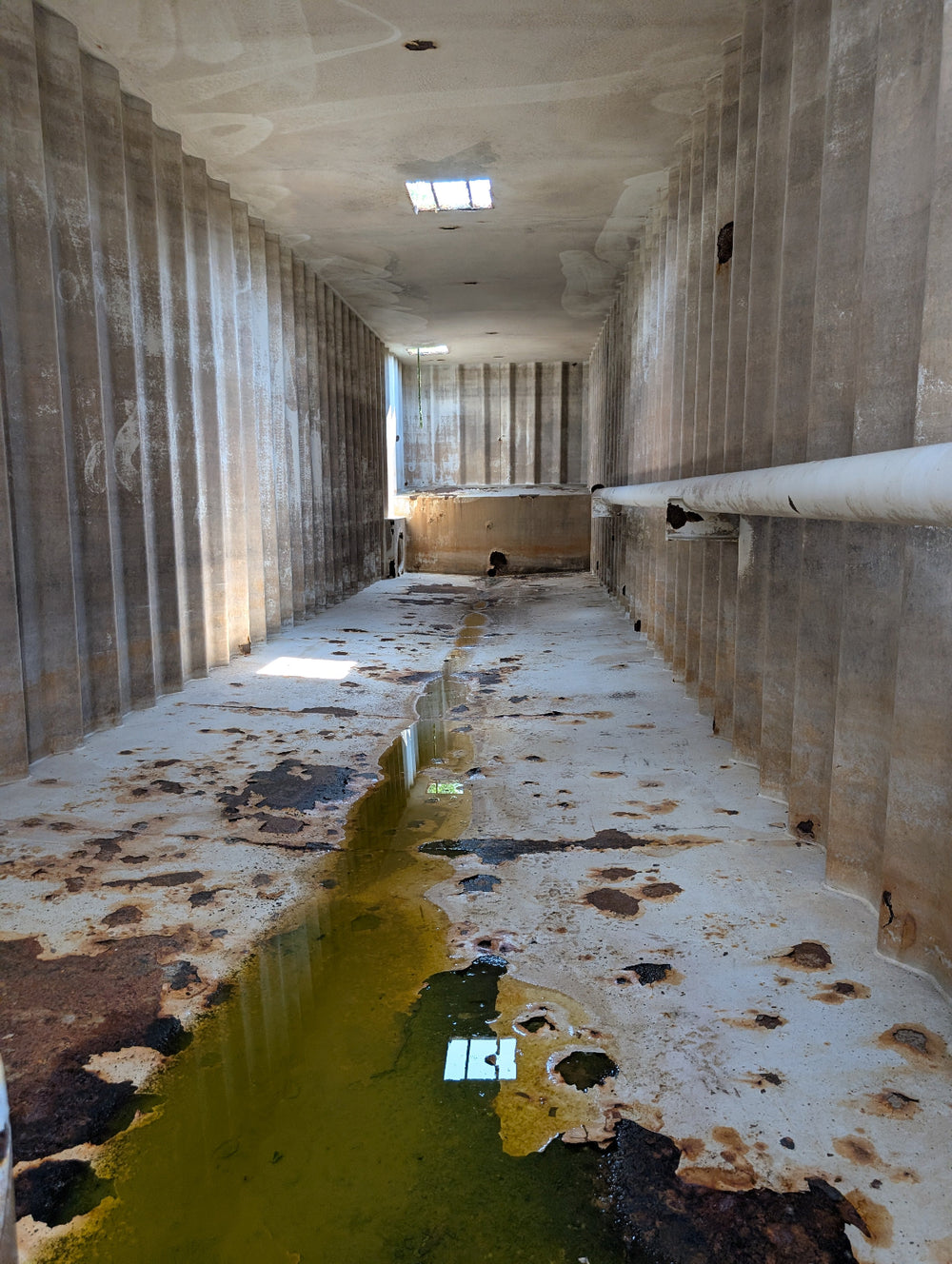 Interior of yellow Wichita frac tank #GP50040