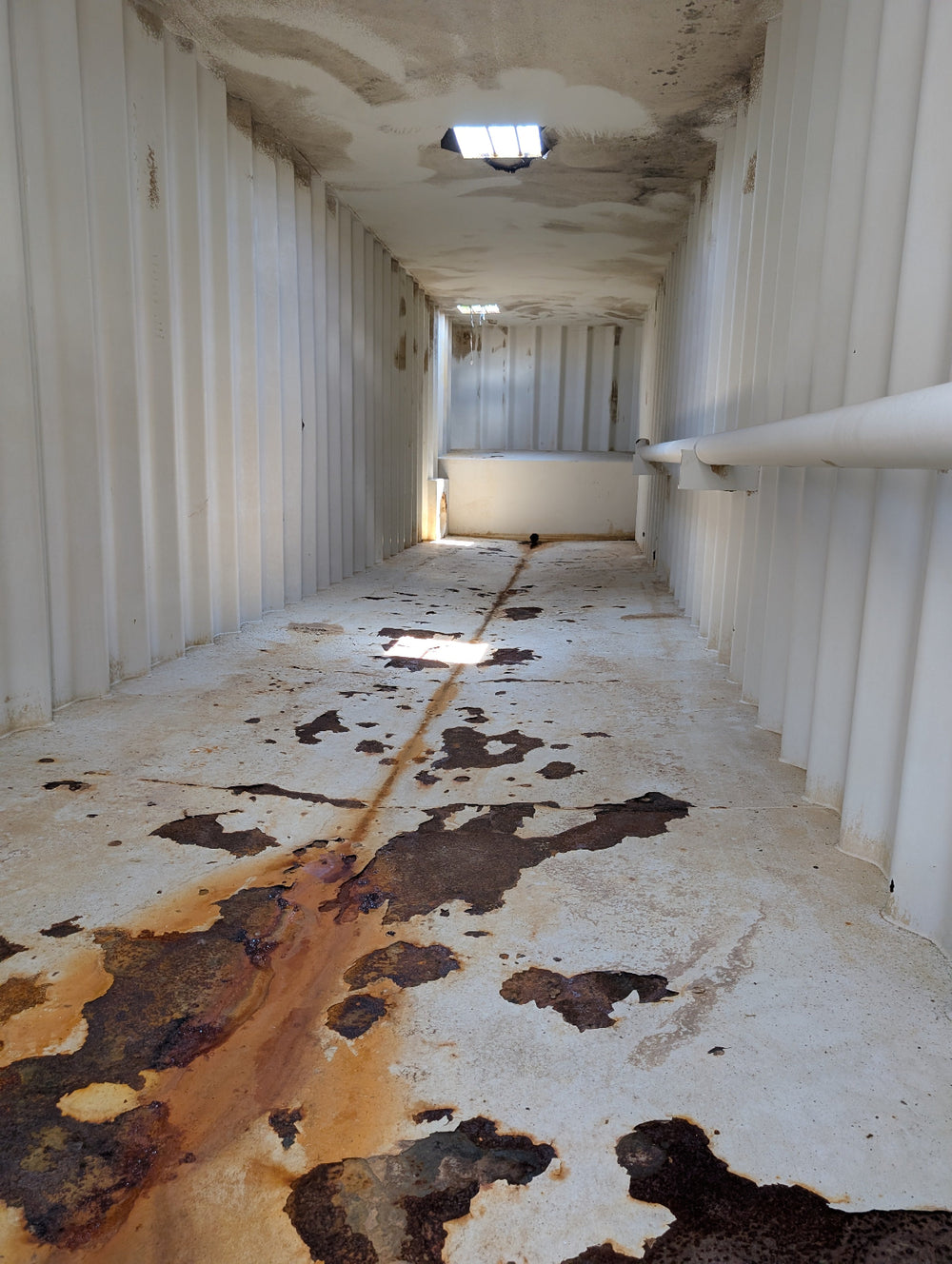 Interior of yellow Wichita frac tank #GP50065