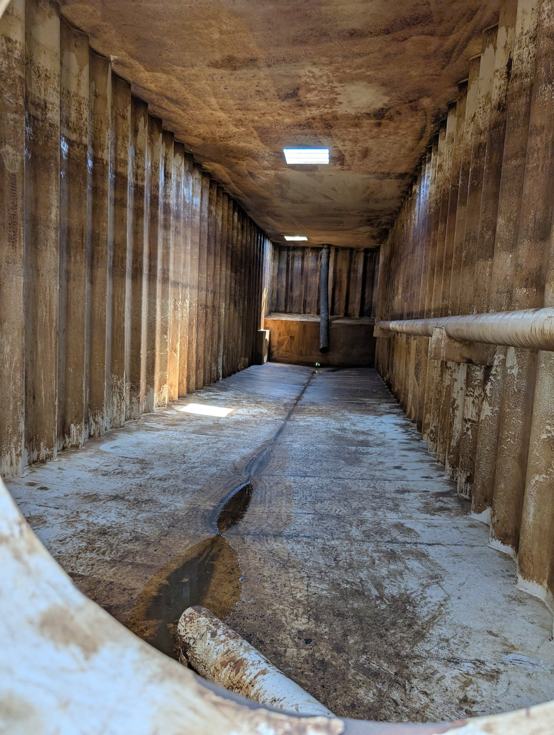 Interior of yellow Wichita frac tank #GP50162