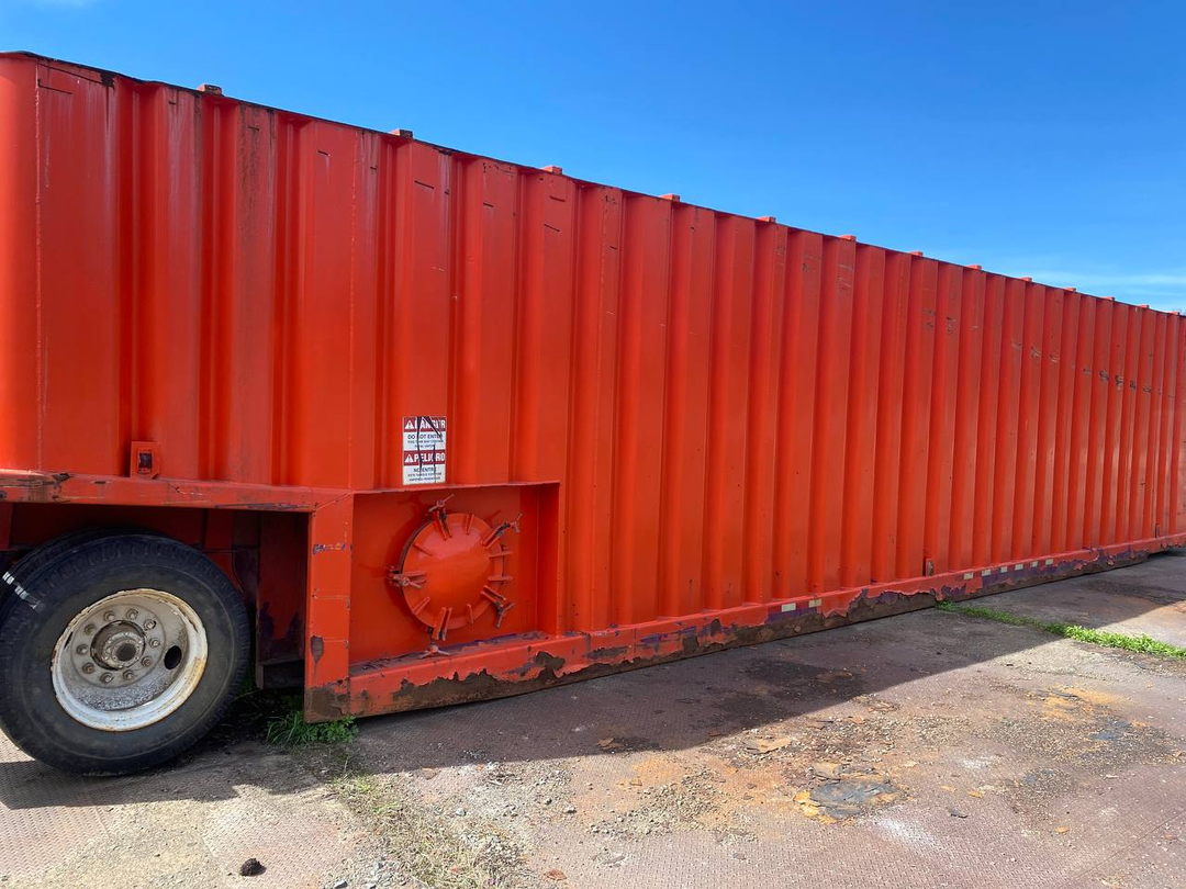 View of the left side of the red Dragon 21,000 gallon frac tank #27562
