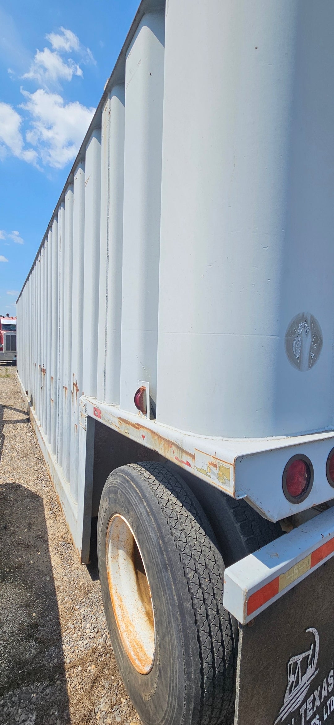 Dragon Flat Roof Frac Tank (#570)