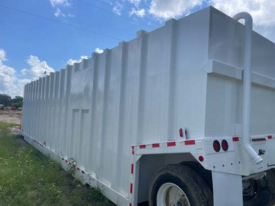 Side/Rear 2 of Pinnacle smooth wall frac tank #127