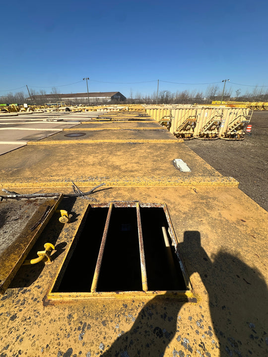 Top view of yellow Wichita 21,000 gallon frac tank #GP50178